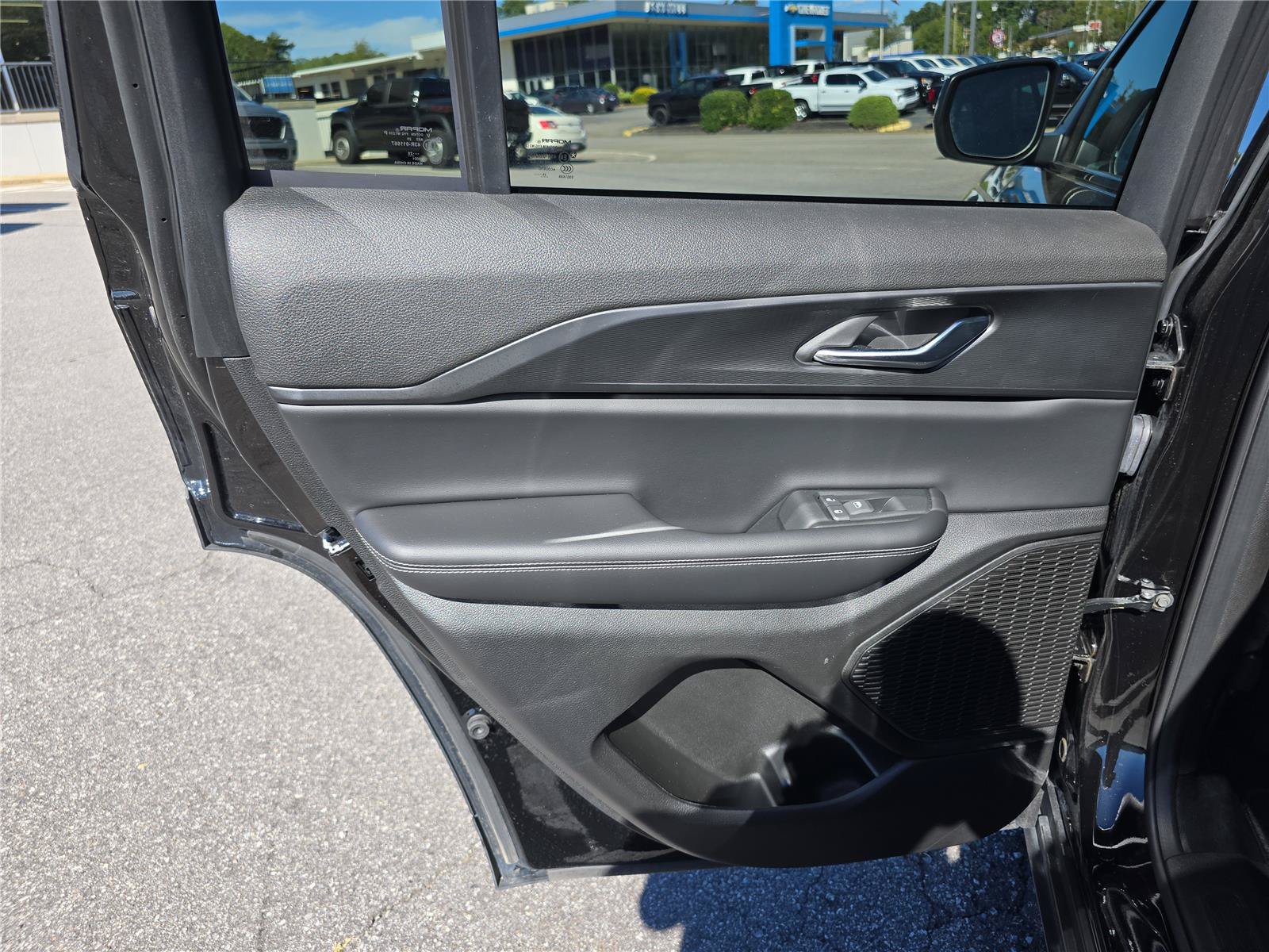 Used 2025 Jeep Grand Cherokee Laredo X w/ Luxury Tech Group I AWD/4WD image 13
