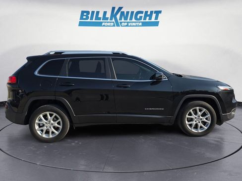 Used 2015 Jeep Cherokee Latitude FWD image 6