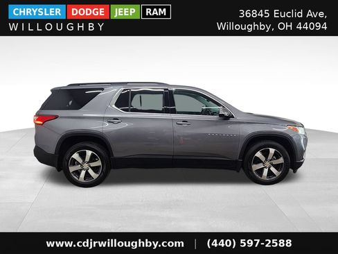 Used 2019 Chevrolet Traverse LT w/ LT Premium Package AWD/4WD image 4