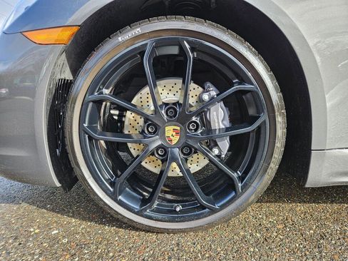 Used 2024 Porsche 718 Cayman image 8