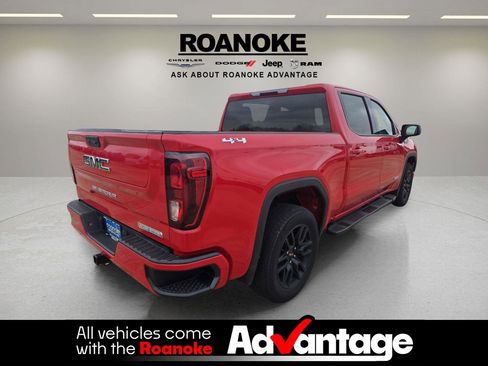 Used 2022 GMC Sierra 1500 Elevation w/ LPO, Elevation Black Package image 9