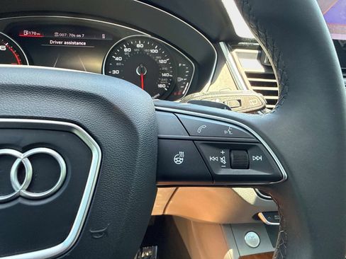 Used 2023 Audi Q5 2.0T Premium w/ Convenience Package AWD/4WD image 30
