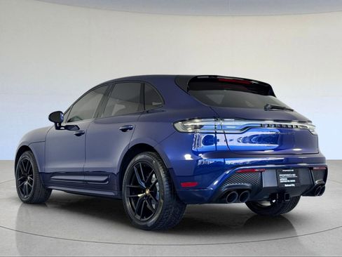 Certified 2024 Porsche Macan GTS image 3