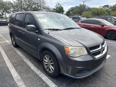 Used 2014 Dodge Grand Caravan SE