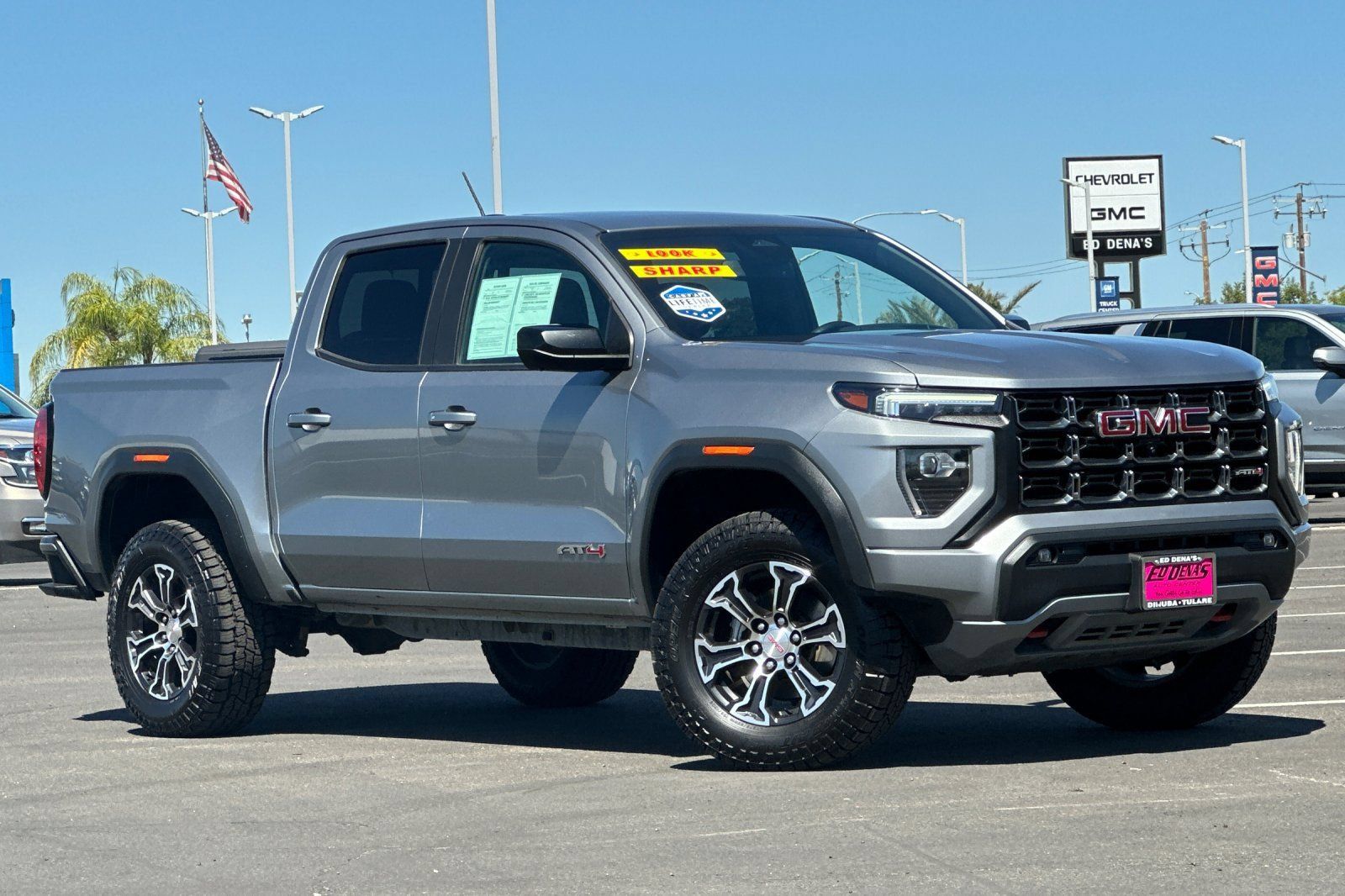 Used 2023 GMC Canyon AT4 w/ AT4 Premium Package AWD/4WD image 2
