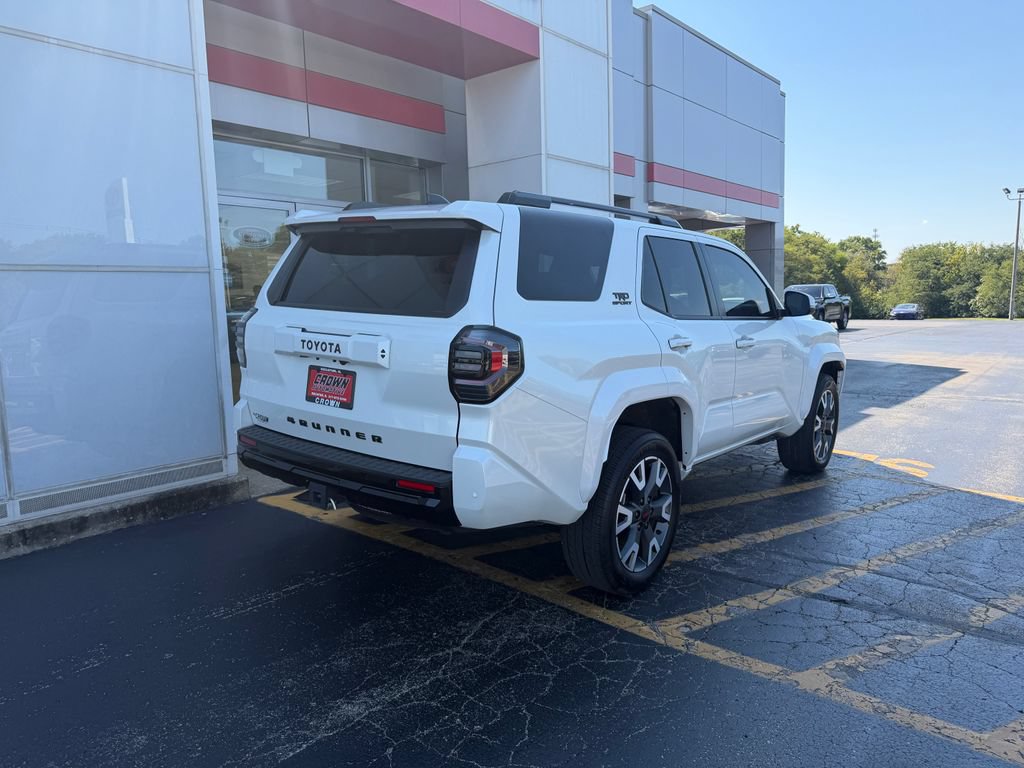Used 2025 Toyota 4Runner TRD Sport AWD/4WD image 5