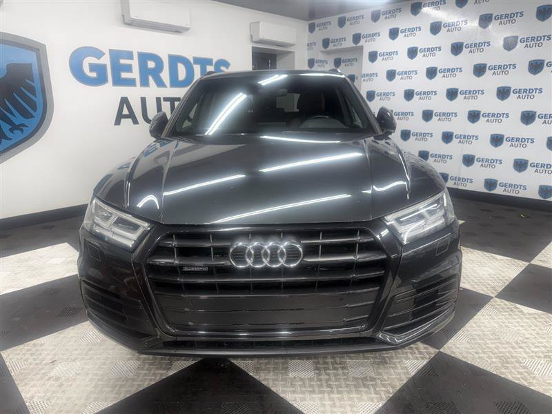 Used 2019 Audi Q5 2.0T Premium Plus w/ Premium Plus Package AWD/4WD image 2