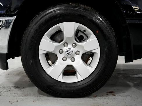 Used 2024 RAM 1500 Big Horn image 26