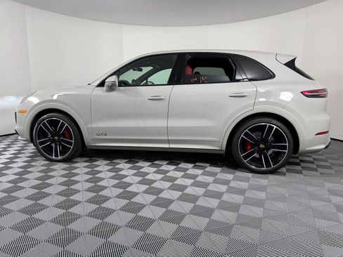 Certified 2022 Porsche Cayenne GTS image 2