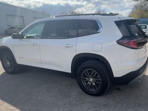 Certified 2025 GMC Acadia Elevation image 6