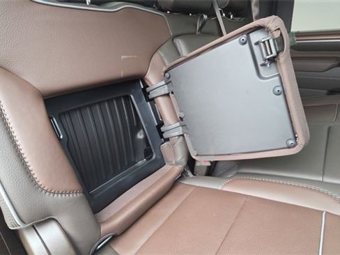 Used 2025 GMC Sierra 2500 Denali image 19