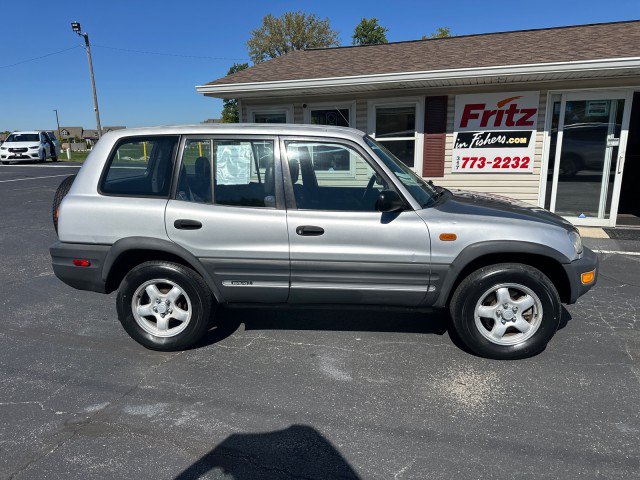 Used 1997 Toyota RAV4 2WD 4-Door w/ "L" Pkg image 2