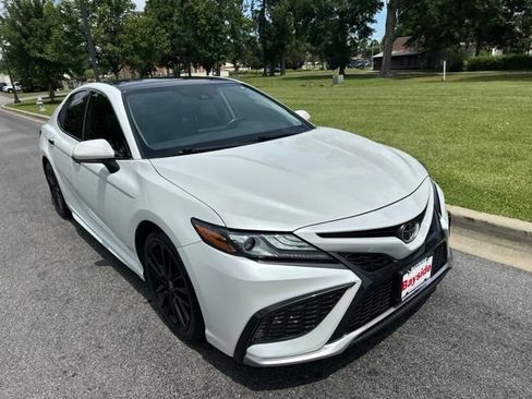 Used 2022 Toyota Camry XSE FWD image 24
