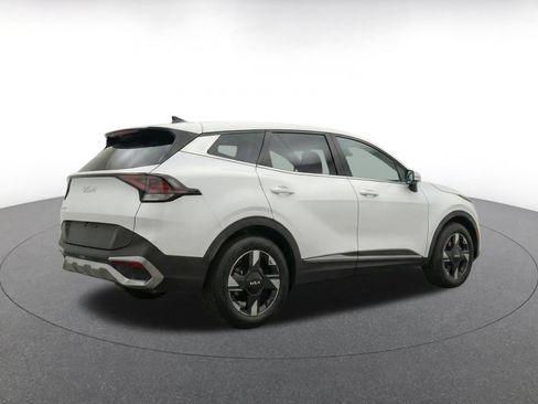 Used 2026 Kia Sportage LX FWD image 7
