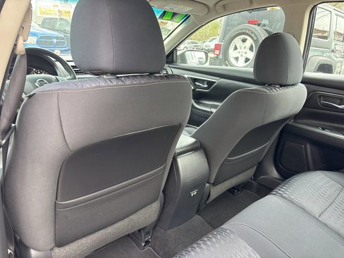 Used 2017 Nissan Altima 2.5 S w/ Power Driver Seat Package FWD image 25