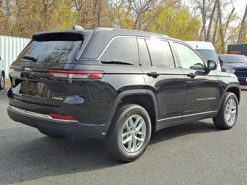 New 2025 Jeep Grand Cherokee Laredo X image 4