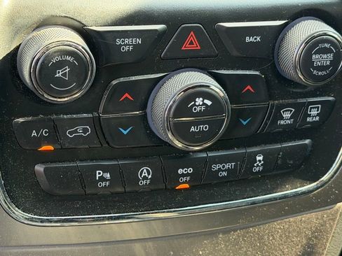 Used 2017 Jeep Grand Cherokee Altitude image 20