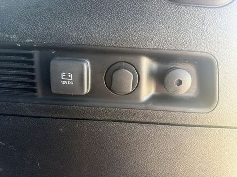 Used 2022 Jeep Wagoneer Series II AWD/4WD image 19