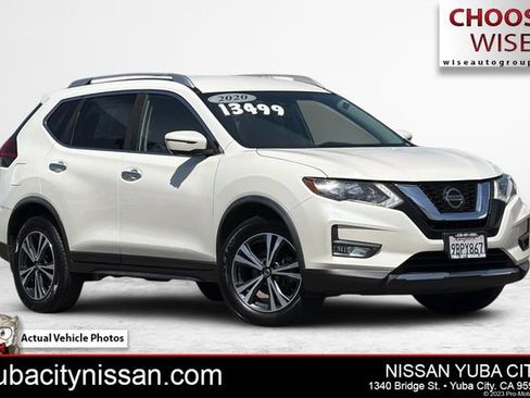 Used 2020 Nissan Rogue SV w/ Premium Package AWD/4WD image 1