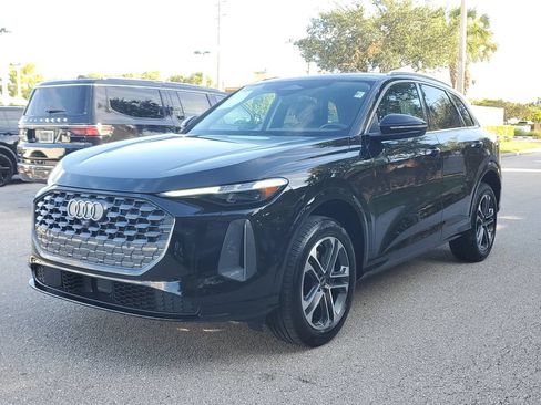 Certified 2025 Audi Q5 Premium Plus w/ Premium Plus AWD/4WD image 9