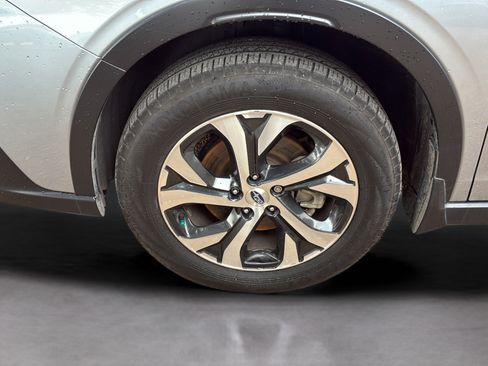 Used 2021 Subaru Outback Limited XT AWD/4WD image 46