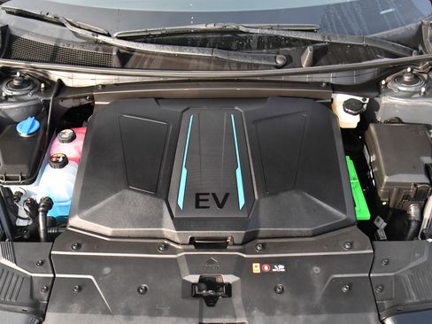 Used 2022 Hyundai Ioniq 5 SEL image 47