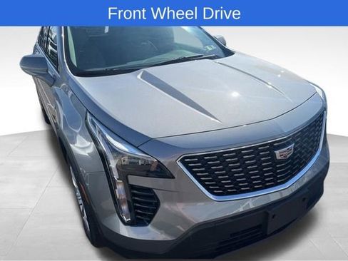 Used 2023 Cadillac XT4 Luxury w/ Cold Weather Package image 1
