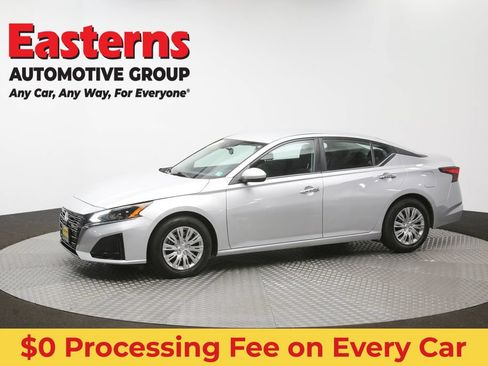 Used 2023 Nissan Altima 2.5 S FWD image 56