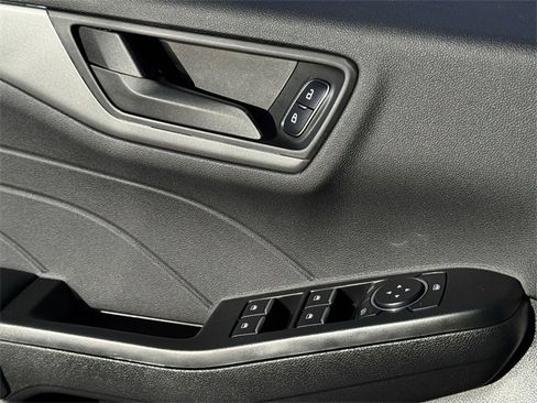 Used 2024 Ford Escape Active image 23