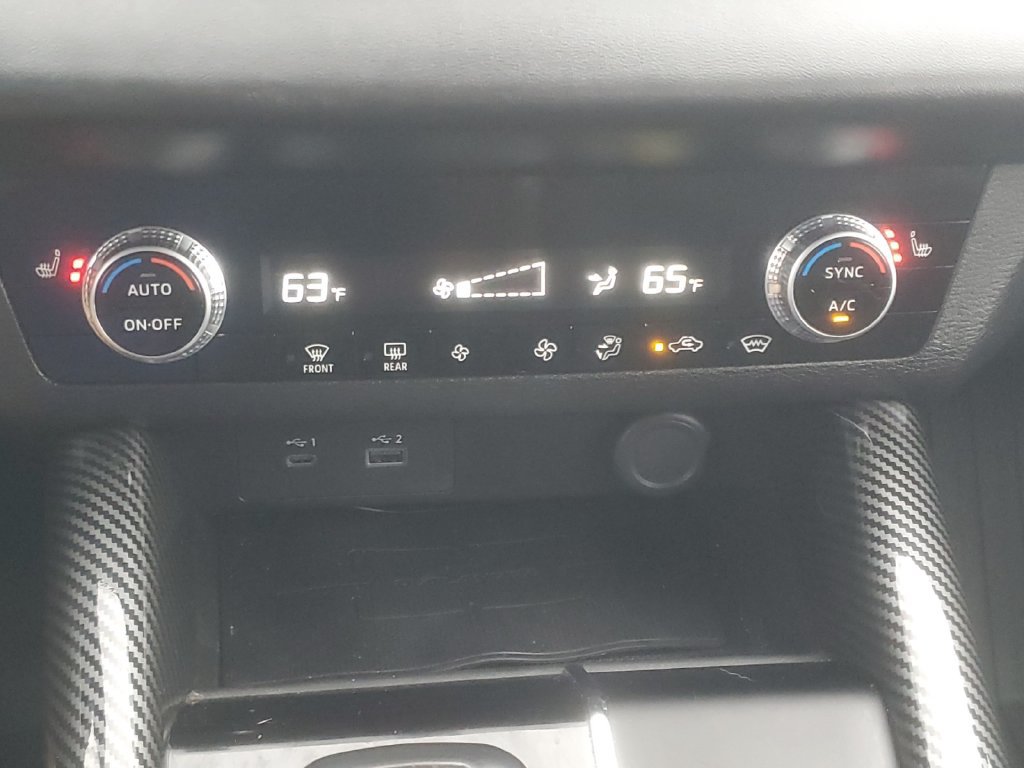 Used 2023 Mitsubishi Outlander SE AWD/4WD image 23
