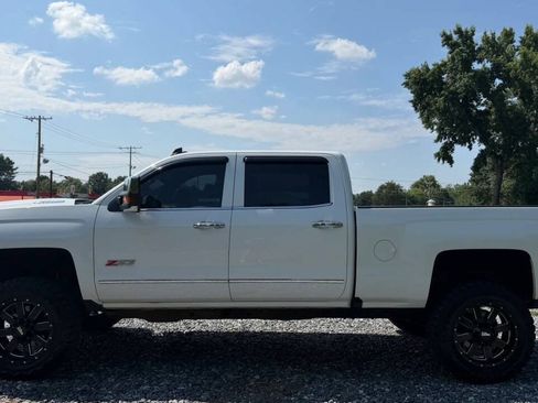 Used 2018 Chevrolet Silverado 3500 LTZ w/ Duramax Plus Package AWD/4WD image 4