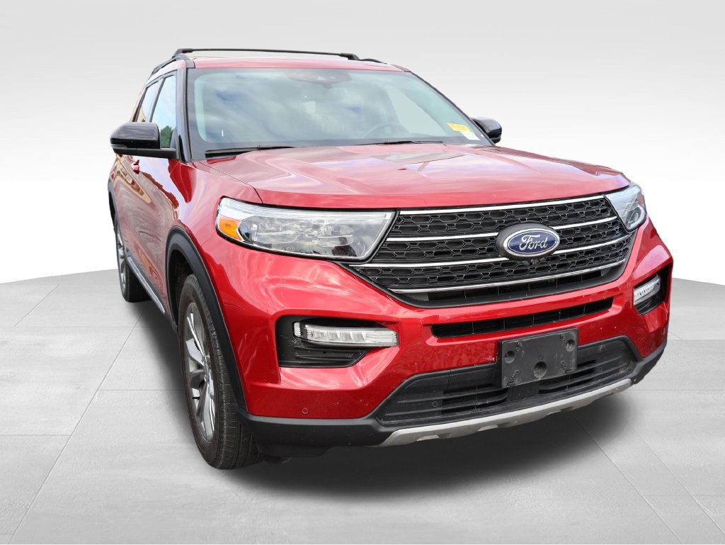 Used 2022 Ford Explorer XLT w/ Equipment Group 202A AWD/4WD image 10