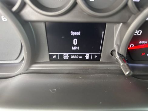 Used 2025 Chevrolet Silverado 1500 Custom Trail Boss w/ LPO, Dark Essentials Package image 21