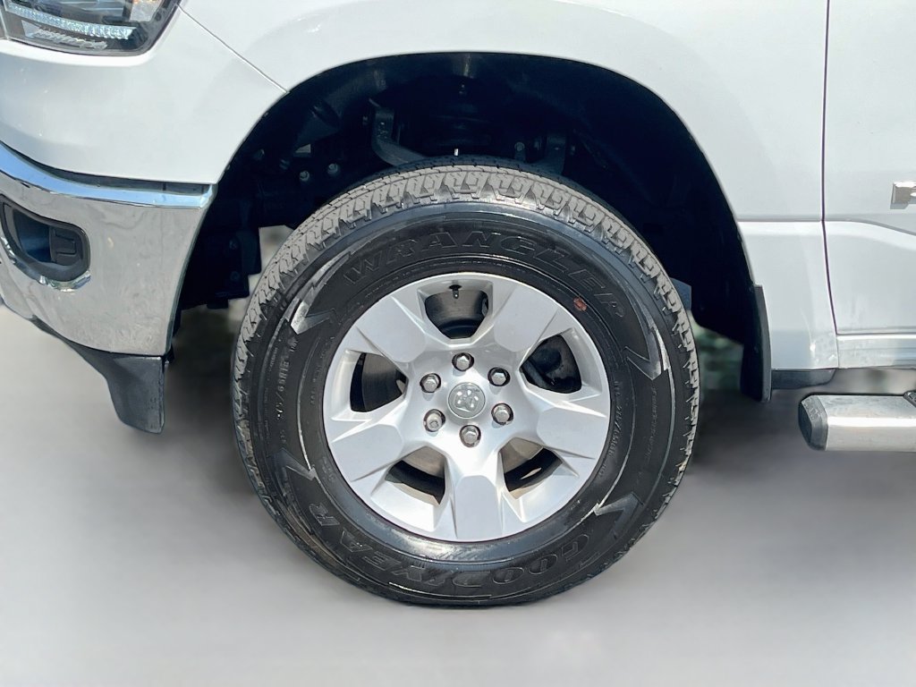 Used 2023 RAM 1500 Big Horn AWD/4WD image 30