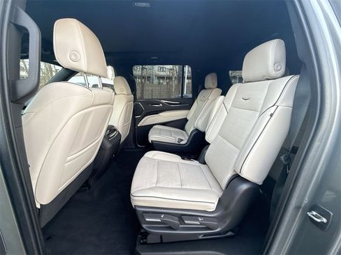 Used 2021 Cadillac Escalade ESV Sport w/ Driver Assist Tech Package image 24