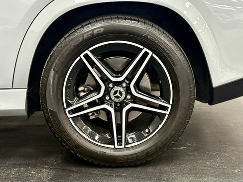 Used 2025 Mercedes-Benz GLE 450 4MATIC image 17