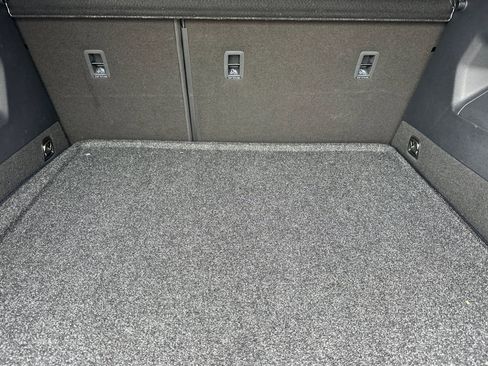 Used 2026 Volkswagen Tiguan SEL R-Line image 19