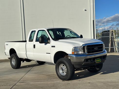 Used 2003 Ford F250 4x4 SuperCab Super Duty image 6