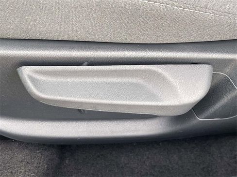 New 2025 Kia K4 LXS image 25