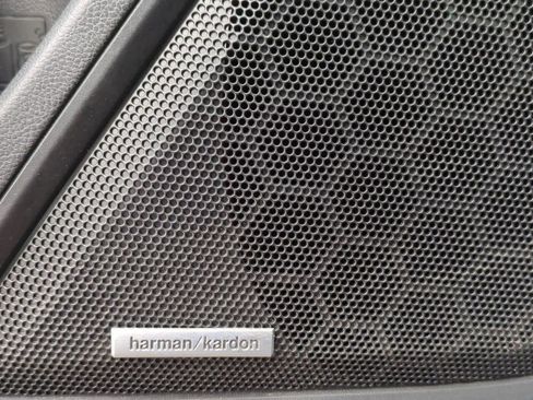 Used 2023 Subaru Outback Touring image 31