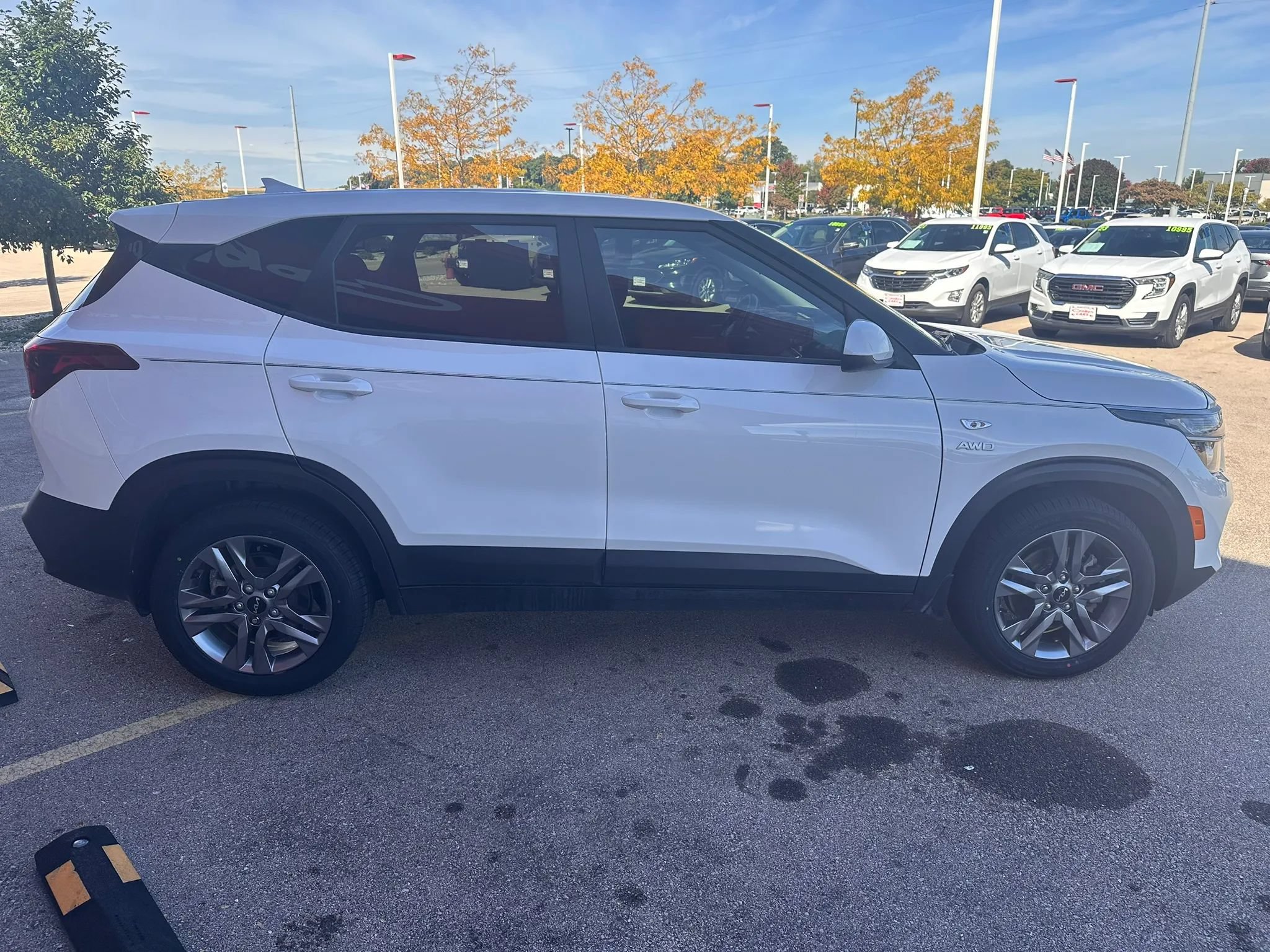 Used 2023 Kia Seltos LX AWD/4WD image 4