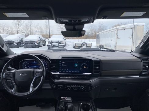 Used 2022 Chevrolet Silverado 1500 ZR2 w/ Technology Package image 22