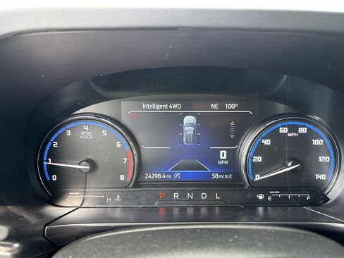Used 2023 Ford Bronco Sport Outer Banks w/ Tech Package AWD/4WD image 12