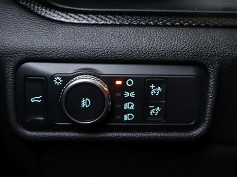 Used 2022 Ford Explorer ST-Line image 24