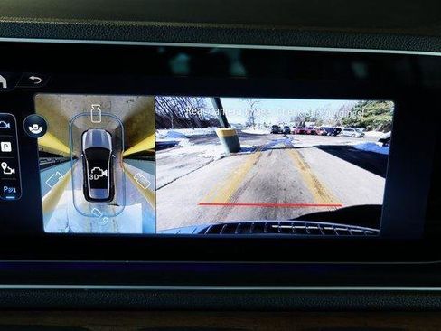 Used 2025 Mercedes-Benz GLE 350 4MATIC image 17