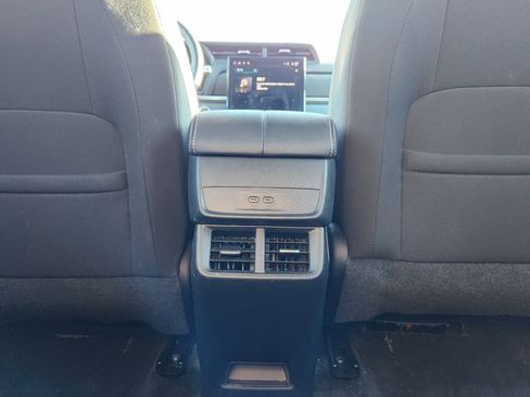 Used 2025 GMC Terrain Elevation image 13