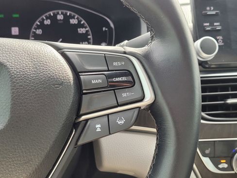 Certified 2018 Honda Accord EX-L image 20