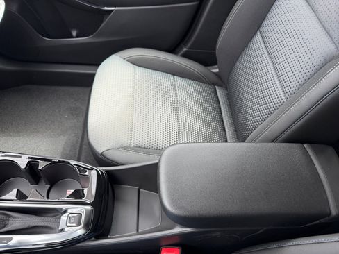 New 2026 Chevrolet Trax LT FWD image 14