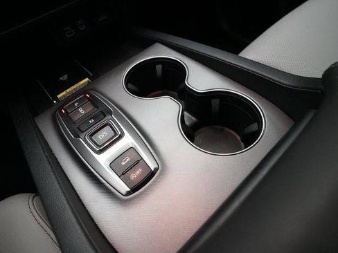 Used 2025 Honda Passport EX-L image 17