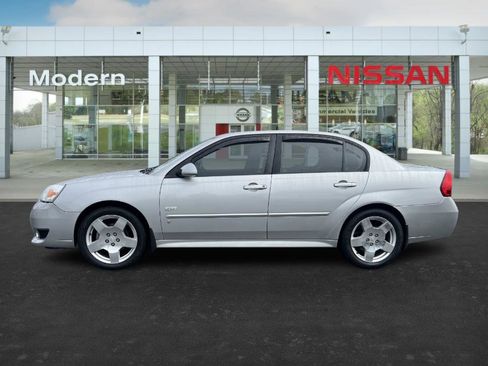 Used 2006 Chevrolet Malibu SS image 2